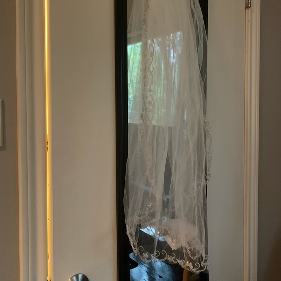 DAVID’S BRIDAL | Veil - Picture 8 of 8